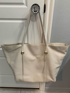 🕊️HOBO Kingston Large Tote